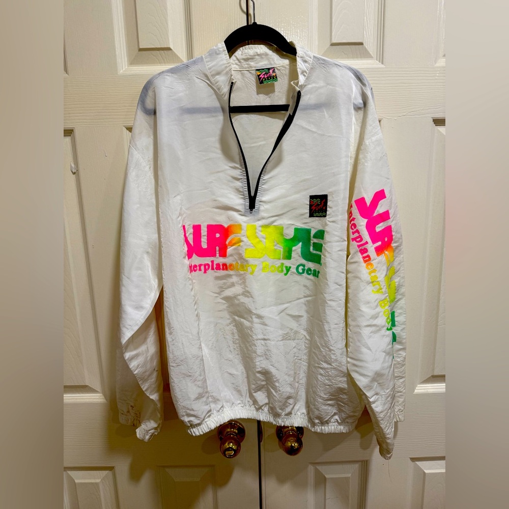 Surfstyle XL windbreaker - White with Neon Letter